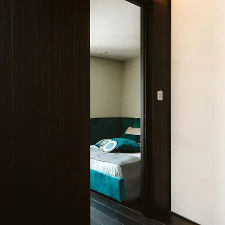 The Harbour - Luxury Living 4*