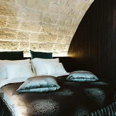 The Harbour - Luxury Living 4*