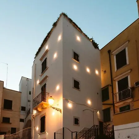 The Harbour - Luxury Living