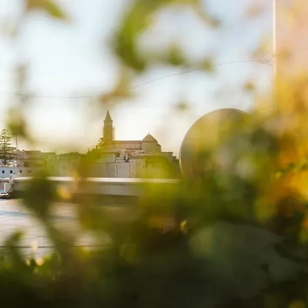 The Harbour - Luxury Living Bed & Breakfast Trani