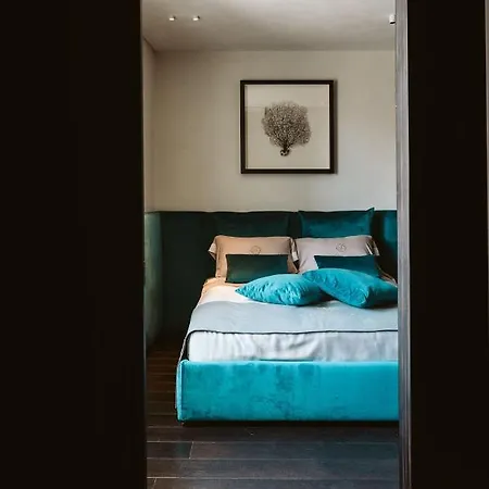 The Harbour - Luxury Living Bed & Breakfast Trani