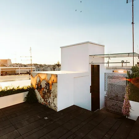 The Harbour - Luxury Living Bed & Breakfast Trani